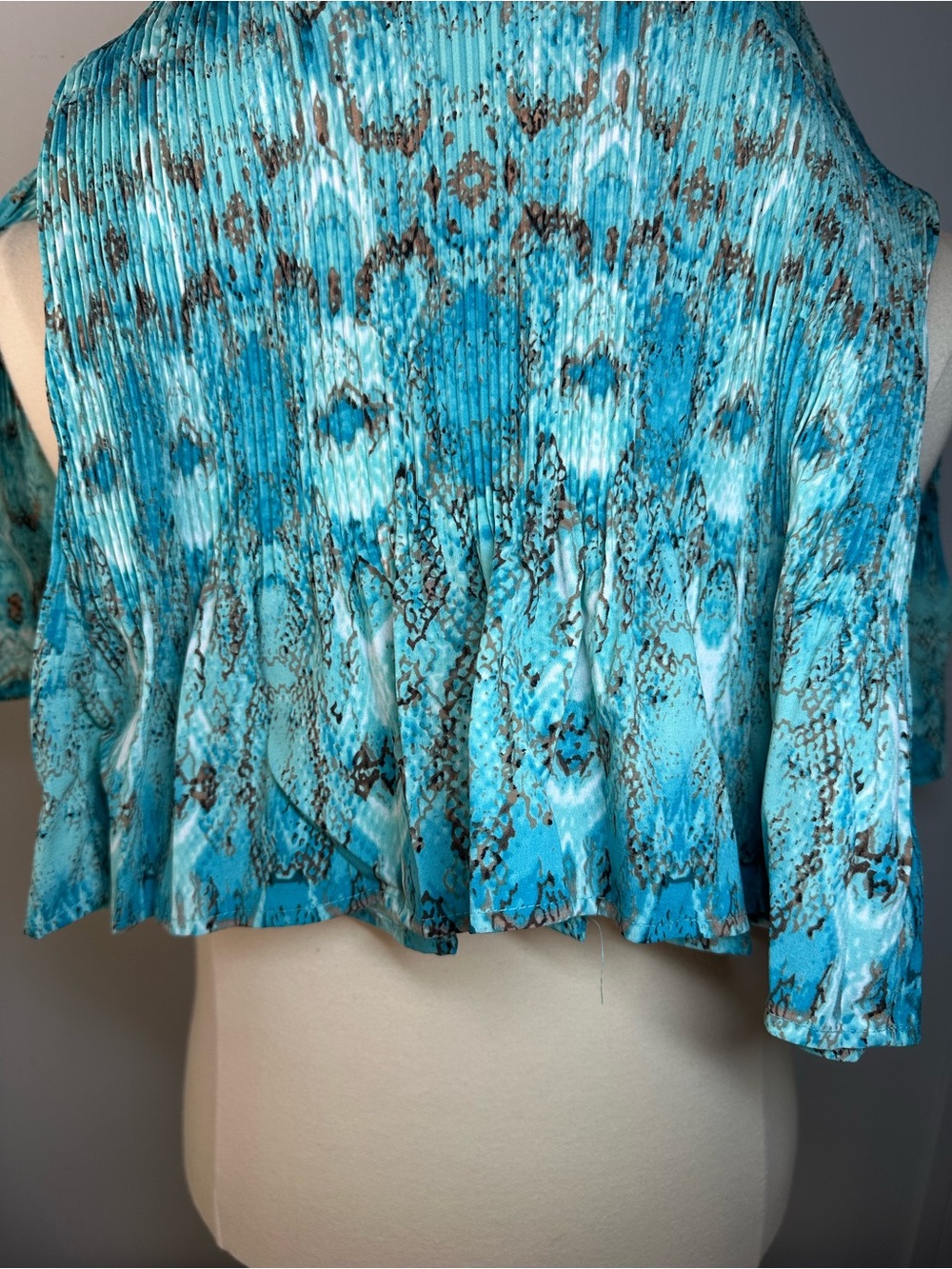 Fred David Patterned Button-Front Top - Picture 8 of 9